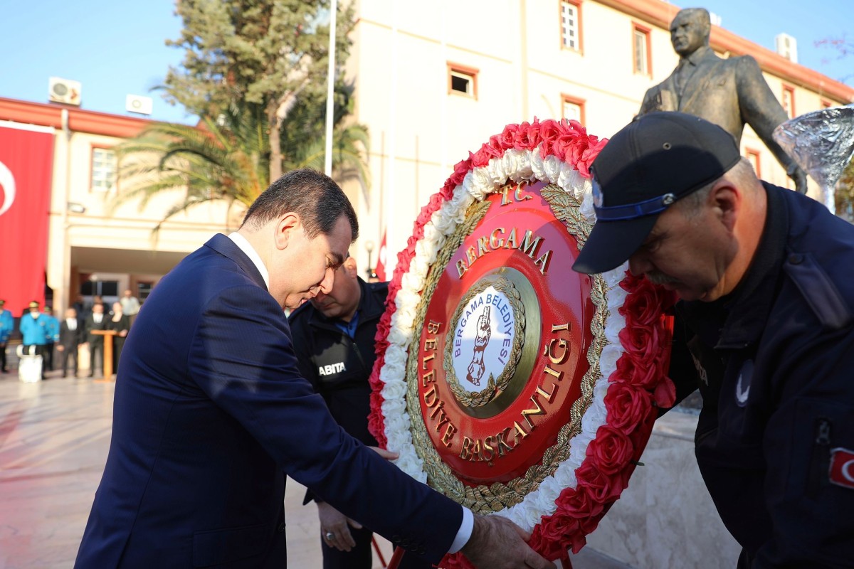 Bergama Özlem ve Saygı ile Atatürk'ü Andı  