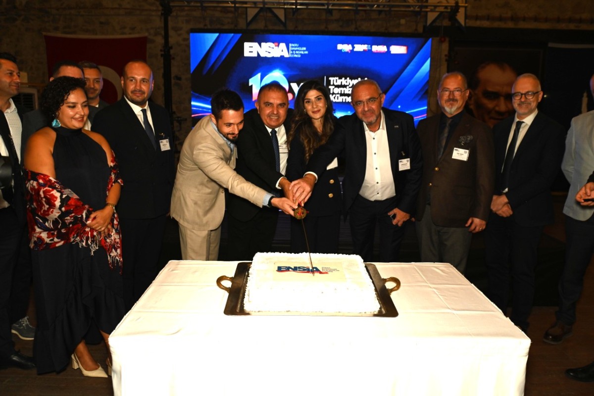 ENSİA’DAN 10. YILA GÖRKEMLİ KUTLAMA