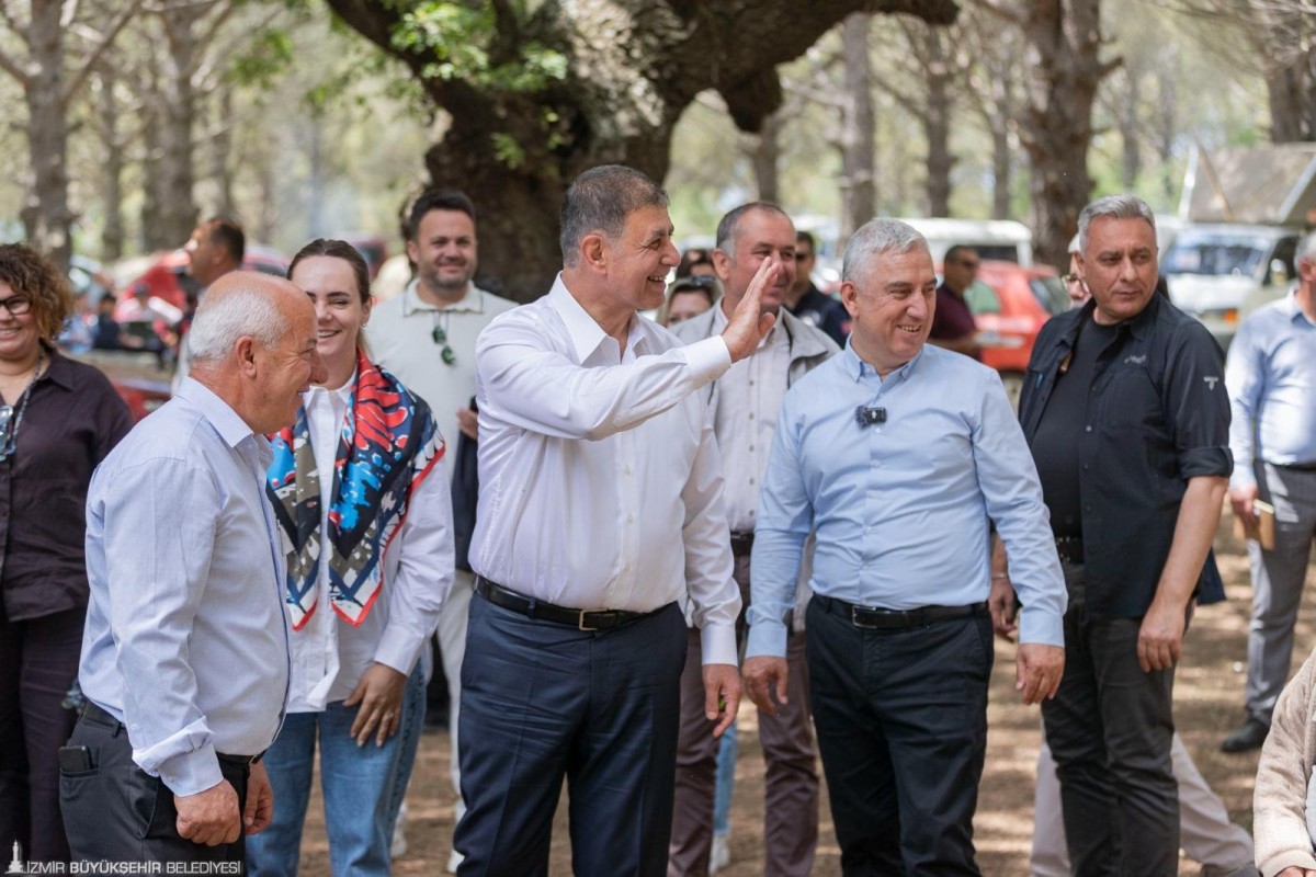 KOZAK’A YATIRIM MESAJI: YOL VE ASFALT ÇALIŞMALARI HAZİRANDA BAŞLIYOR